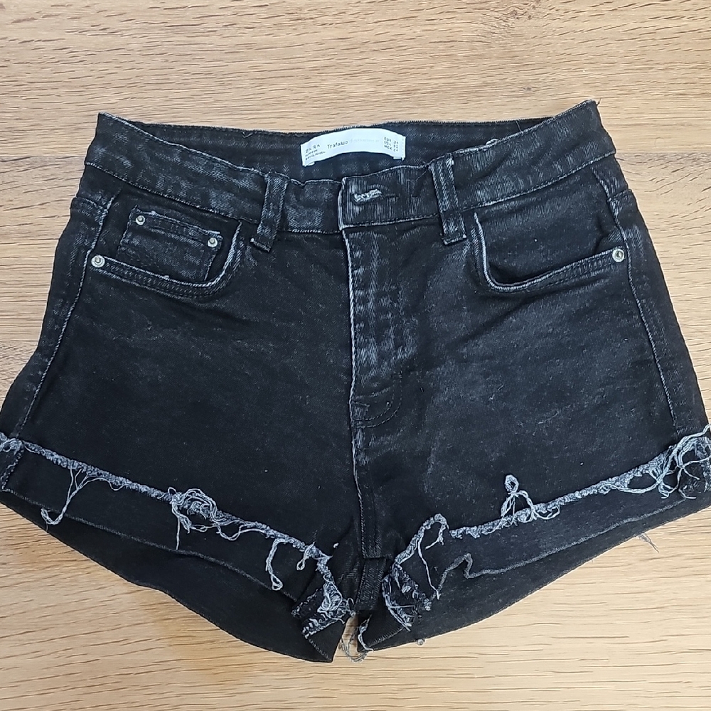 Zara Black Jean Shorts with Frayed Hem